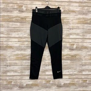 NWOT Nike Leggings